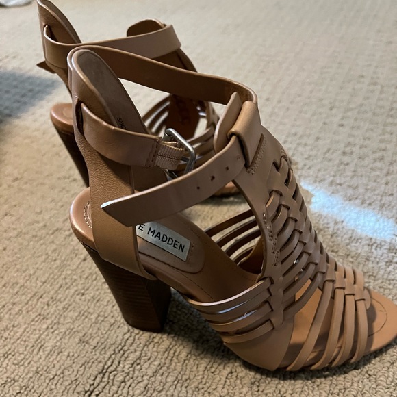 Steve Madden heels - Picture 4 of 4